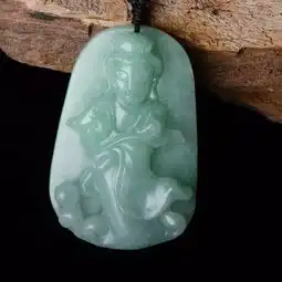 玻璃种有姿态,女人戴的观音不止如此