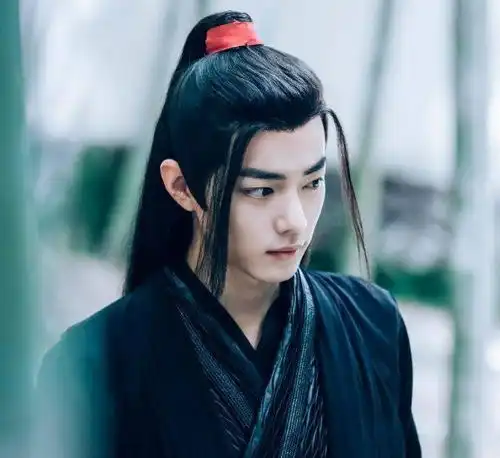 张艺兴拒演陈情令,金世佳辞演河神,为何都是他人红