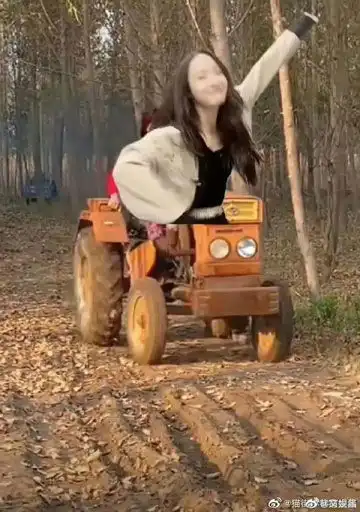 抖音李莎抡子表情包有哪些李莎抡子搞笑表情包分享咖绿茵手游站