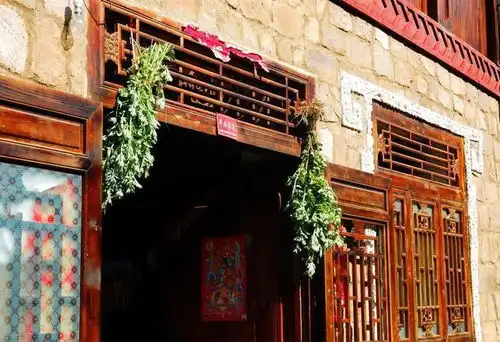 睡前经常用艾叶泡脚,或许可以带来4个好处,不妨尝试一下