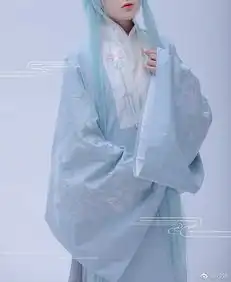 二次元美女徐娇晒汉服美照青衣长袖仙气飘飘