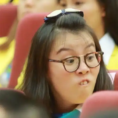 傅园慧整牙成功,前后差距大堪比整容,还记得那个洪荒少女吗