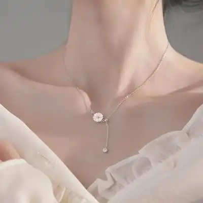 苏瓷唯美精致部位女头锁骨唯美微信头像我要个性网