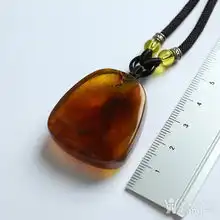 棕红缅甸琥珀虚空藏菩萨吊坠49kk24