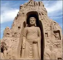 何新曾屹立千年的阿富汗巴米扬大佛