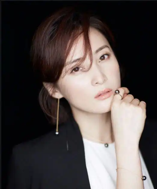 33岁才红的李大为,抛弃蒋勤勤另娶新欢47岁离世,妻女独自生活