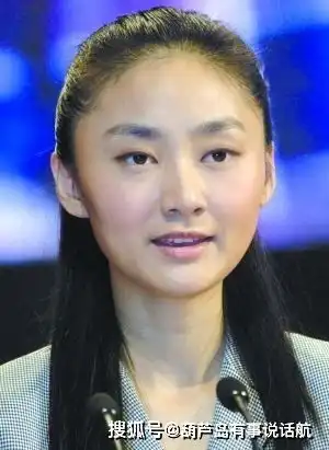 歌手丛飞去世后,他妻子惨遭意外身亡,现在他们的女儿已经长大了