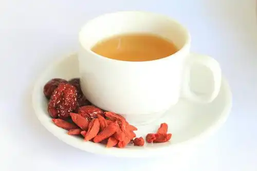 枸杞不仅能增精,还能降血糖干吃还是泡水吃有什么讲究