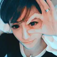 有些爱由冲动开始意境时尚女生qq头像