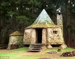 哈利波特作者欲在后院修建童话木屋