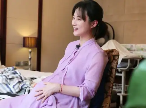 蒋勤勤晒产后用的身体乳,价格被曝,明星消费也这么接地气