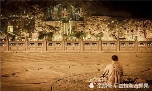一首妙趣横生的禅诗,从开篇到结尾写得很有趣,每一句都充满禅理
