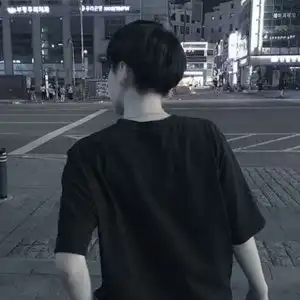 阳光帅气男生微信头像23