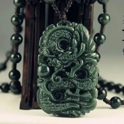 玉牌上山虎吊坠的寓意象征意义与选购指南全面解析如何选择与佩戴