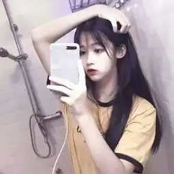 超酷女生个性手机控给你们一点厉害