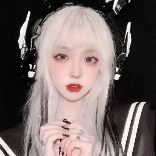 头像特殊发色的神仙女头