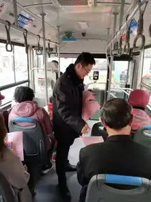 市公交公司开展扫黑除恶集中宣传活动