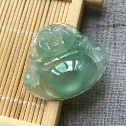 天然翡翠a货冰种佛公晴绿吊坠