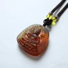 棕红缅甸琥珀虚空藏菩萨吊坠49kk24