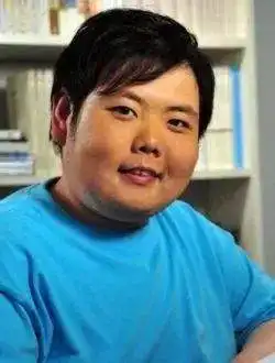 初代表情包网红小胖进娱乐圈娶经纪人,20年过去如今怎样了