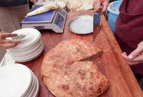 20年的坚持,最地道的牛肉馍,亳州这家牛肉馍日日爆满