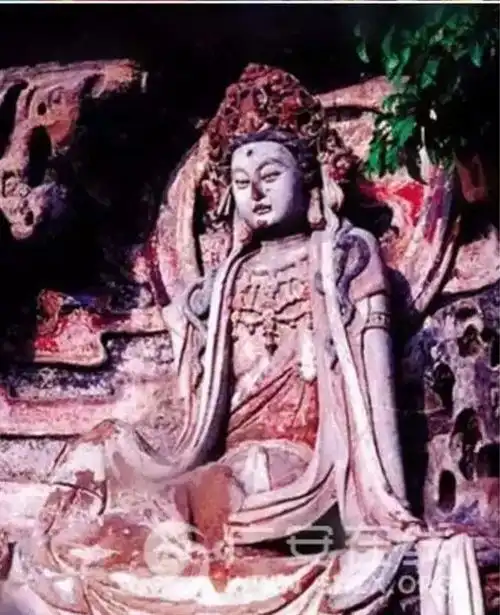 千年佛像遭毁容式修复成奶奶庙,书画修复也惨遭毒手