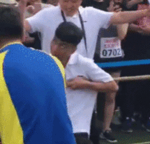 搞笑gif大叔,其实你不是很帅,只是勇气可嘉
