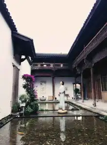 花光所有积蓄,30岁的她带着儿子住进一栋租期只有15年的老宅