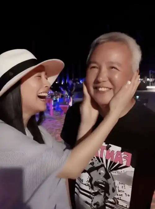 张庭团队无底线蹭吴孟达热度,谎称张庭谈吴孟达离世哭得泣不成声