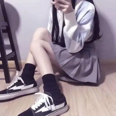 部位图头像女长腿,不露脸的高级性感风头像