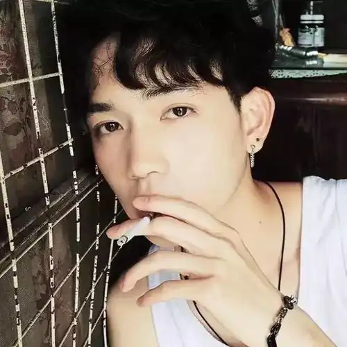 男女头像别等,别问,别回忆