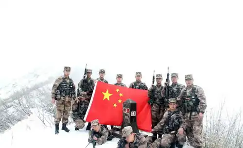 向他们致敬中国有这样一群战士国旗升起后必须马上就要降下