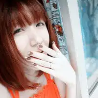 自裁喜爱的女生qq头像在对的时间遇见对的人是一种幸福6
